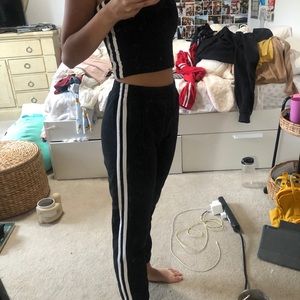 black brandy sweatpants